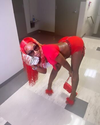 🔥 Sexxy red  page leaked private photo uncensored full