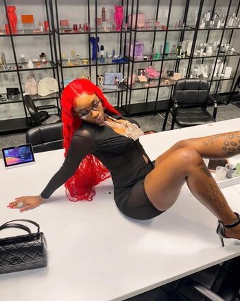 🔥 Sexxy red  page leaked private photo uncensored full