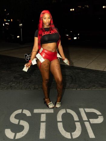 🔥 Sexxy red leaked private photo uncensored full