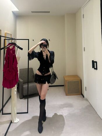 🔥 Shirlizleee leaked private photo uncensored full