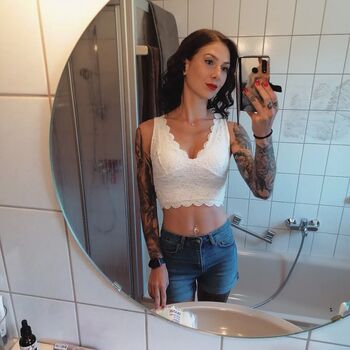 🔥 Show your girlfriend page leaked private photo uncensored full