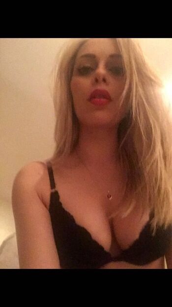 🔥 Show your girlfriend page leaked private photo uncensored full