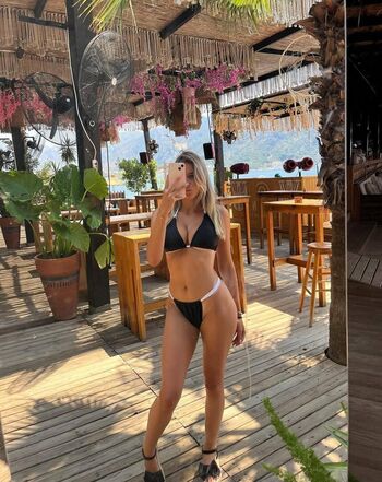 🔥 Show your girlfriend page leaked private photo uncensored full
