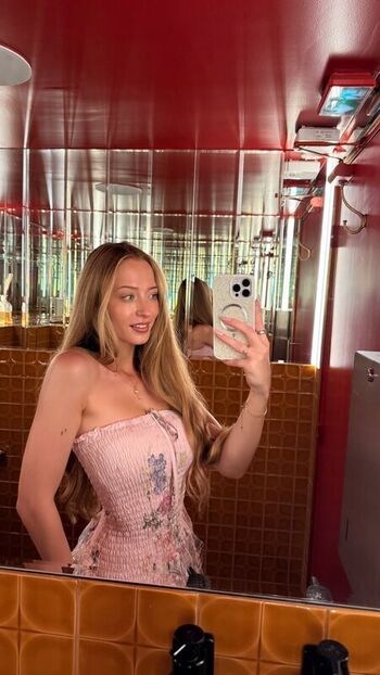 🔥 Sophia diamond  page leaked private photo uncensored full
