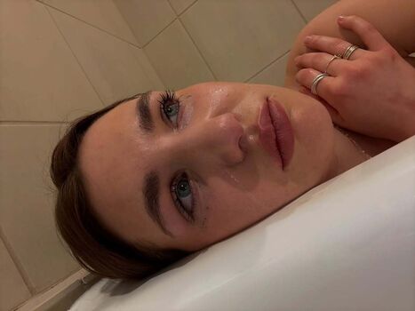 🔥 Sophie nelisse page leaked private photo uncensored full