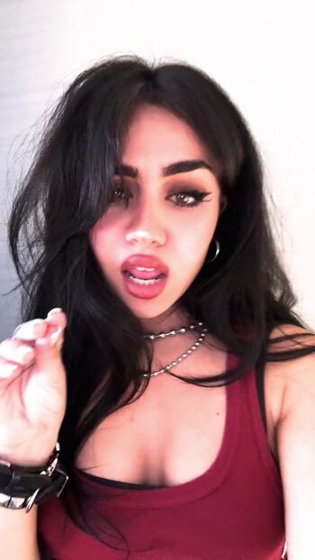 🔥 Tara yummy page leaked private photo uncensored full