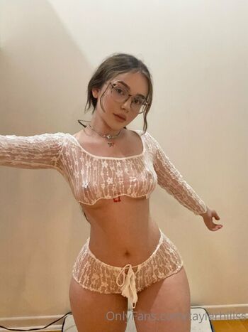 🔥 Tayler hills page leaked private photo uncensored full
