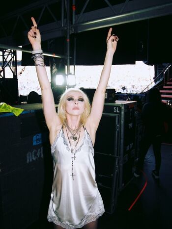 🔥 Taylor momsen  page leaked private photo uncensored full