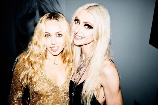 🔥 Taylor momsen  page leaked private photo uncensored full
