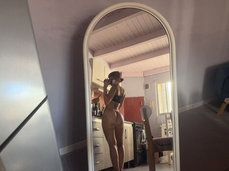 🔥 Valen pinto page leaked private photo uncensored full