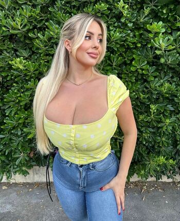 🔥 Valentina di rocco  page leaked private photo uncensored full