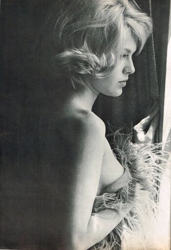 🔥 Vintage starlets page leaked private photo uncensored full