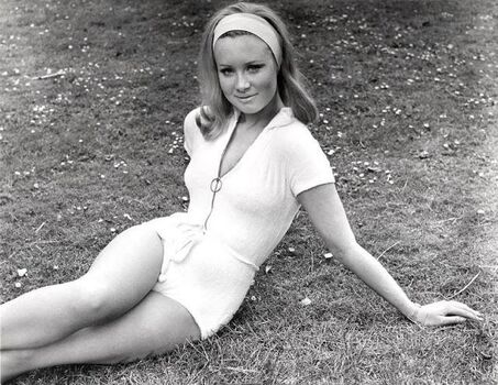 🔥 Vintage starlets page leaked private photo uncensored full