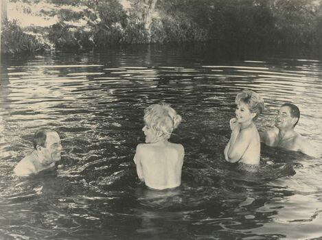 🔥 Vintage starlets page leaked private photo uncensored full