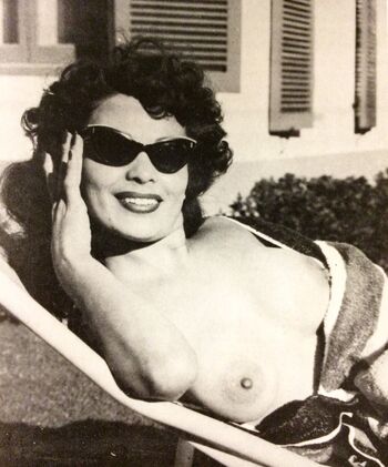 🔥 Vintage starlets leaked private photo uncensored full