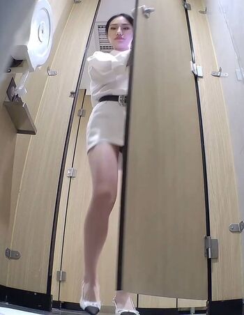 🔥 Voyeur asian pissing toilet amp upskirts only page leaked private photo uncensored full