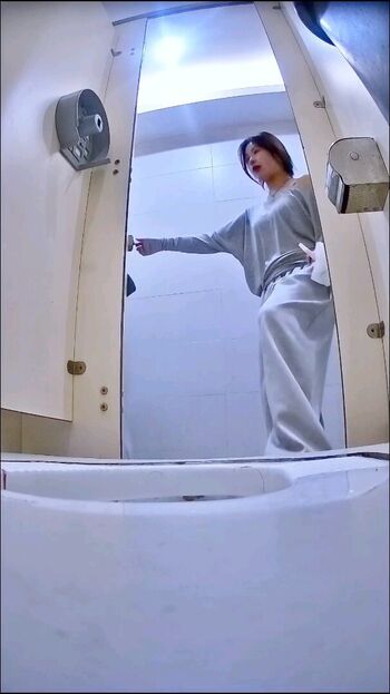 🔥 Voyeur asian pissing toilet amp upskirts only leaked private photo uncensored full