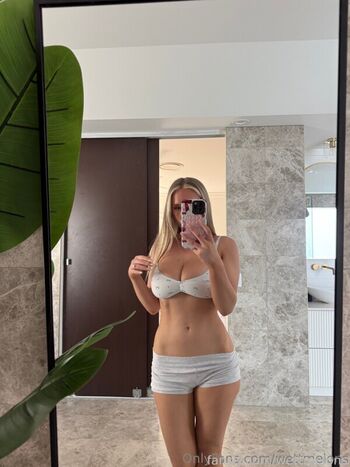 🔥 Wettmelons  page leaked private photo uncensored full