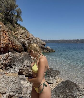 🔥 Wieke page leaked private photo uncensored full