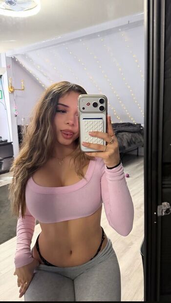 🔥 Yessseeeniiaa page leaked private photo uncensored full