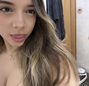 🔥 Yessseeeniiaa leaked private photo uncensored full