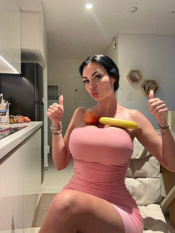 🔥 Yvonne bar  page leaked private photo uncensored full
