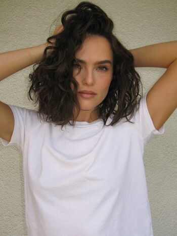 🔥 Zoey deutch page leaked private photo uncensored full